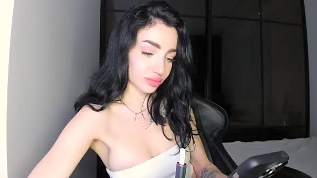 Snapshot of NancyLovee_ chatting on 10/17/25, 07:05 NancyLovee online show from 10/17/25, 07:05