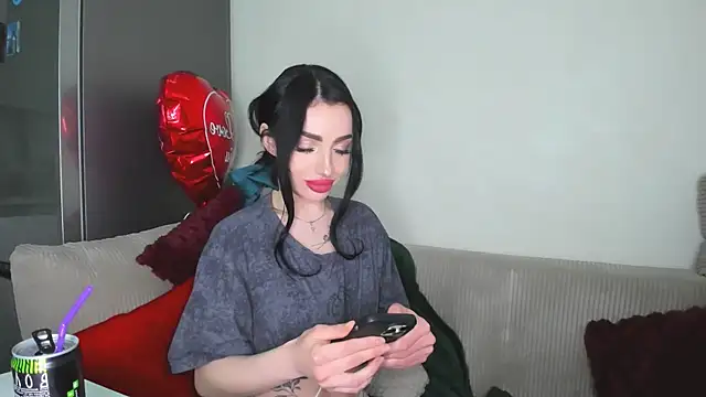 Snapshot of NancyLovee_ chatting on 03/26/26, 04:12 NancyLovee online show from 03/26/26, 04:12