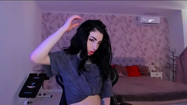 NancyLovee  online show from 06/30/26, 11:22