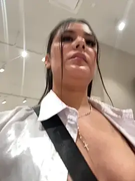 LexyRobert online show from 02/26/25, 07:05