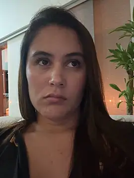 LexyRobert online show from 10/24/25, 02:08