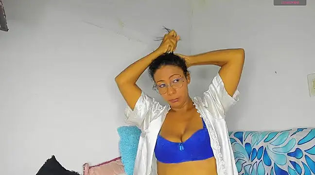 Nenita Hot  online show from 03/14/25, 03:48