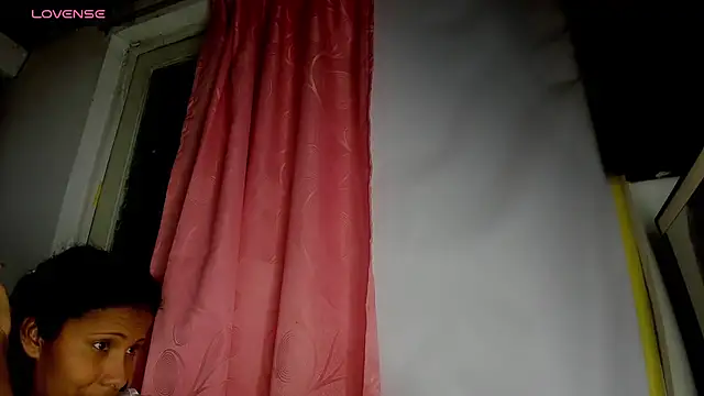 Nenita Hot  online show from 10/11/25, 03:06