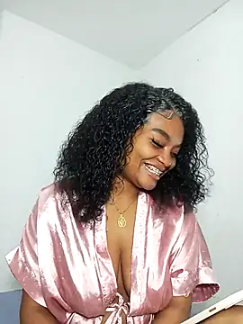 Snapshot of gianna_smith chatting on 04/24/26, 04:37 gianna smith online show from 04/24/26, 04:37