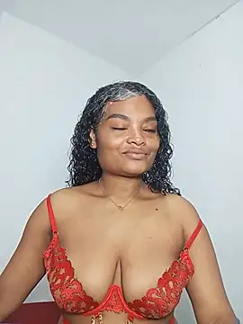 Snapshot of gianna_smith chatting on 05/16/26, 06:10 gianna smith online show from 05/16/26, 06:10