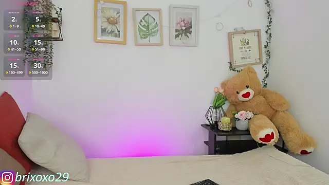 megan 29 online show from 07/09/26, 02:04