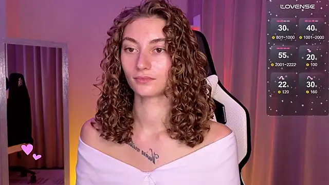 Snapshot of lady_curls chatting on 01/18/25, 02:58 lady curls online show from 01/18/25, 02:58