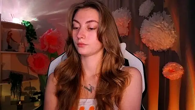 lady curls online show from 03/30/26, 10:22