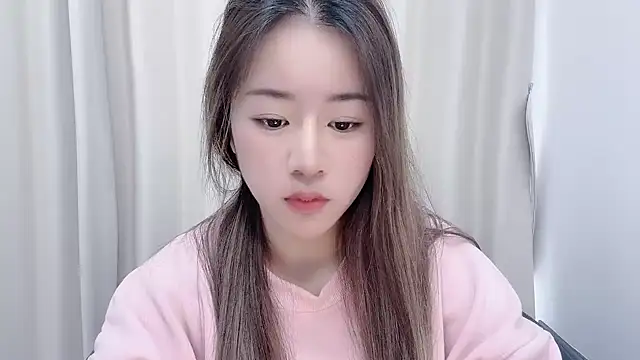 chloe-01 online show from 01/27/25, 04:20