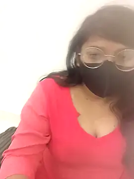 Hot Love   online show from 12/10/24, 07:47