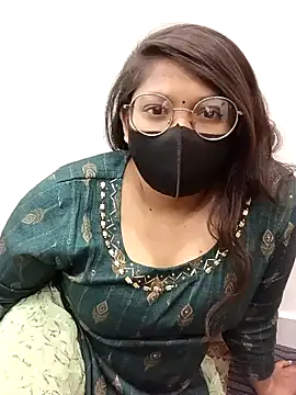 Hot Love   online show from 12/11/24, 05:32