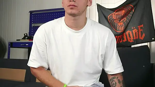 Snapshot of vance_rulez chatting on 09/20/25, 06:47 vance rulez online show from 09/20/25, 06:47