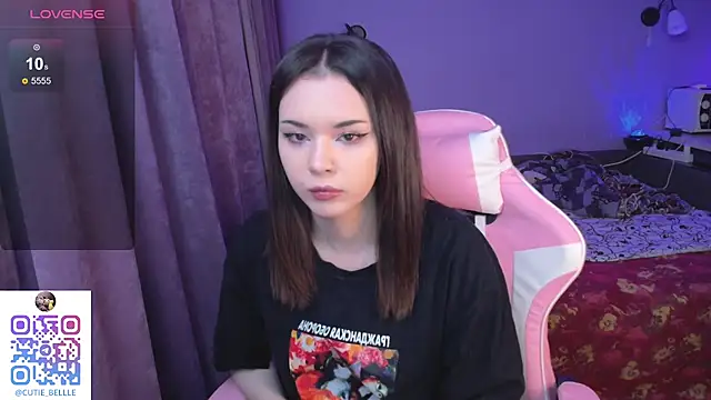 young belle  online show from 02/11/25, 08:58