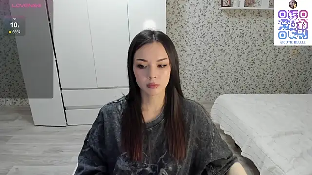 young belle  online show from 10/06/25, 11:51