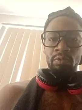 HilariousBrain9 online show from 04/22/26, 07:48