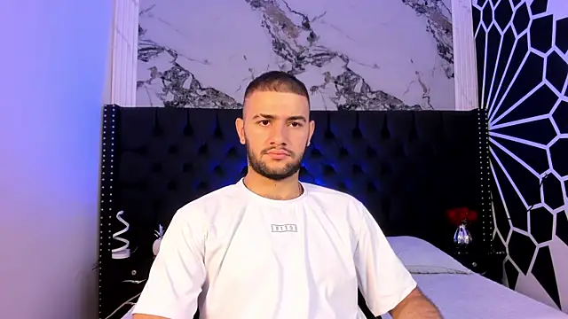 MaximusDick1  online show from 04/12/26, 11:59