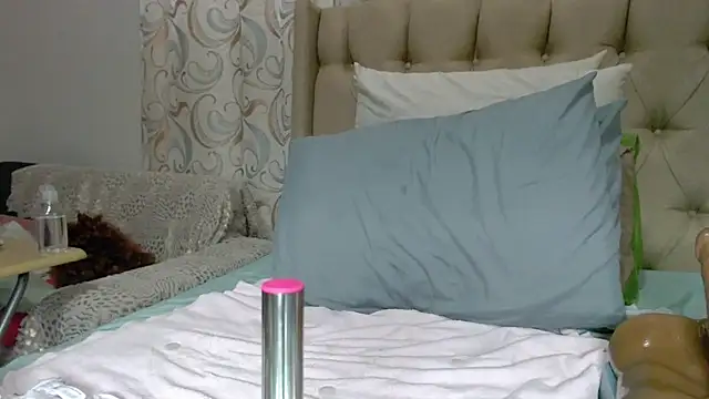 QUEENSHEBAxx01 online show from 02/26/26, 08:41