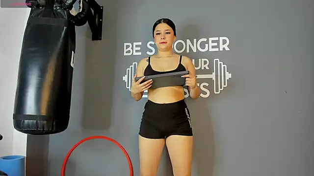 ariadna milano online show from 12/13/24, 12:39