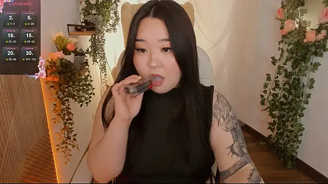 mei honey  online show from 01/25/25, 04:57