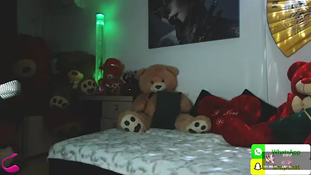 EvelynAisha online show from 03/05/25, 07:27