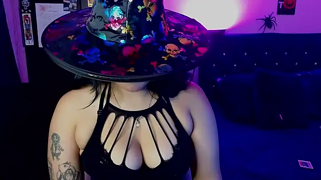 Pauilina online show from 11/02/25, 08:55