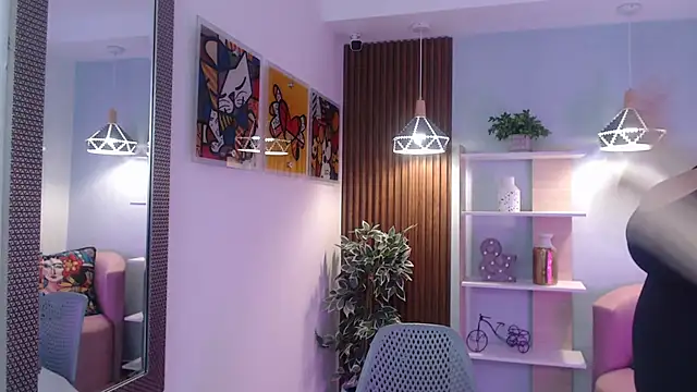 Dalila Sky online show from 04/10/26, 06:23