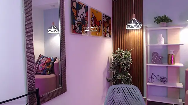 Dalila Sky online show from 04/17/26, 06:11