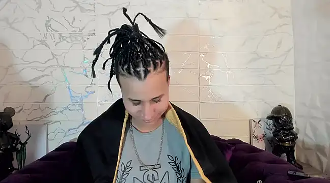 Im Milan Rs online show from 02/26/25, 06:47