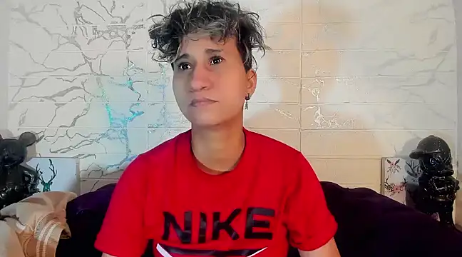 Im Milan Rs online show from 03/18/25, 01:10