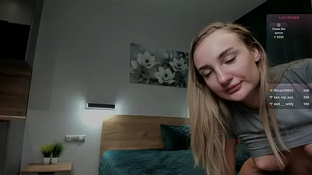 chloewallace online show from 03/01/25, 07:15