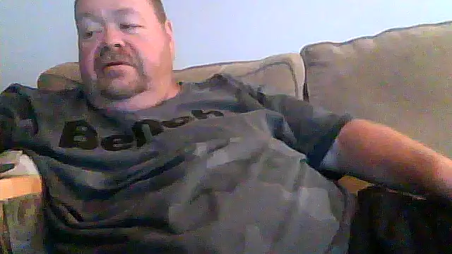 Snapshot of hitman_35 chatting on 07/14/26, 03:33 hitman 35 online show from 07/14/26, 03:33