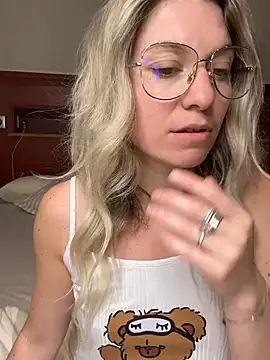 carlaaa online show from 04/29/26, 08:59