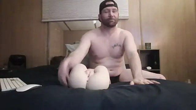Edward LongCock online show from 05/03/26, 04:29