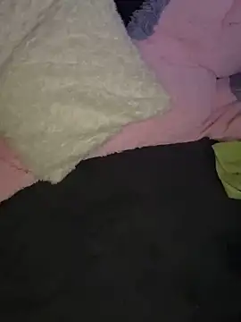 luisa1 online show from 12/28/24, 12:47