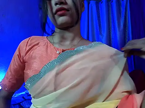 Snapshot of sexy_m23 chatting on 02/05/25, 04:25 sexy m23 online show from 02/05/25, 04:25