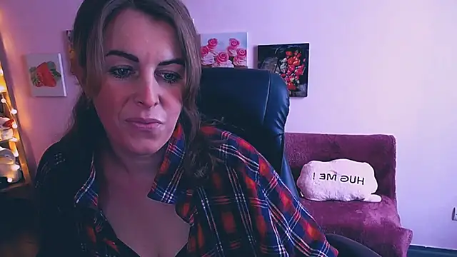 Hot Milady online show from 02/07/25, 08:01