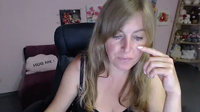Snapshot of Hot_Milady chatting on 07/09/26, 07:45 Hot Milady online show from 07/09/26, 07:45