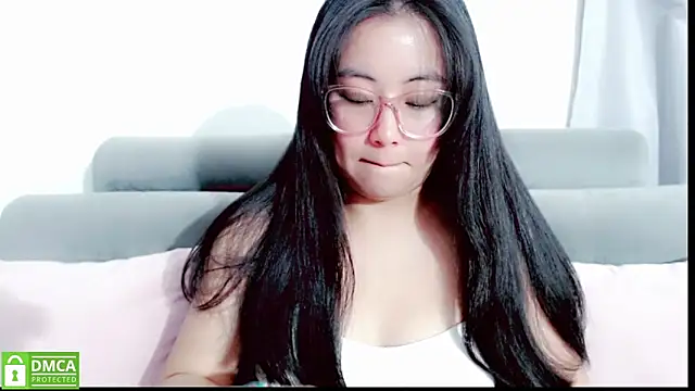 Snapshot of mariana_katto chatting on 02/17/26, 07:42 mariana katto online show from 02/17/26, 07:42