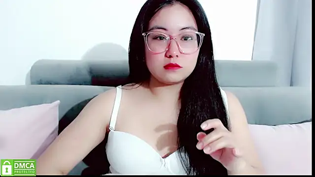 Snapshot of mariana_katto chatting on 02/25/26, 07:12 mariana katto online show from 02/25/26, 07:12