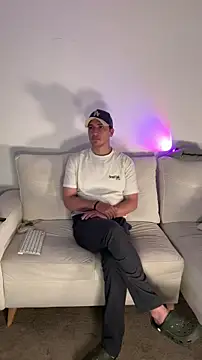 Snapshot of tiana_nave chatting on 11/11/25, 03:39 tiana nave online show from 11/11/25, 03:39