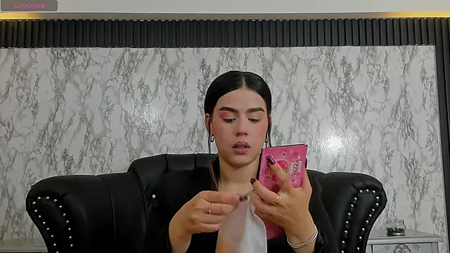 Miamontoya online show from 01/18/25, 02:44