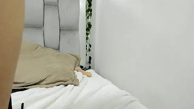 salome Queenx online show from 01/23/25, 03:32