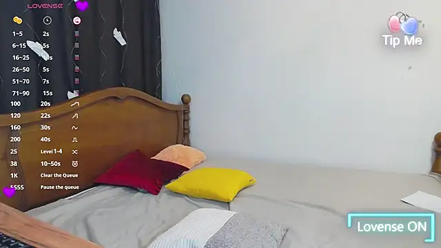 Lillianhot68 online show from 01/31/25, 11:56