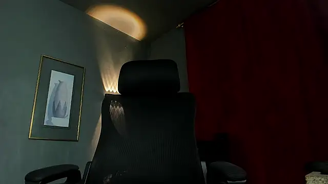 Travistanner 28 online show from 02/16/26, 08:10