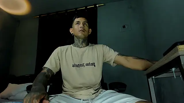 Travistanner 28 online show from 03/27/26, 03:23