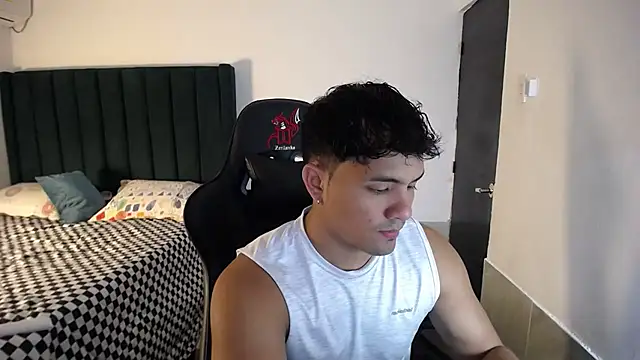 man dur07 online show from 10/18/25, 08:09