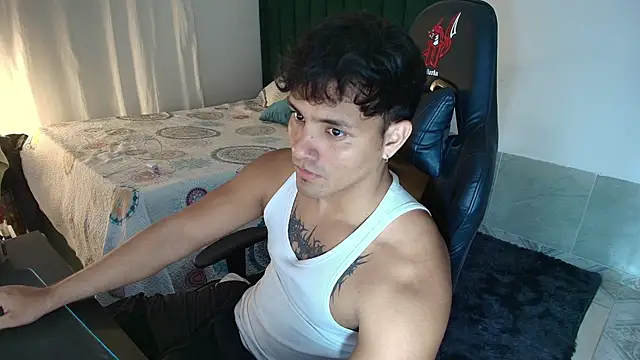 man dur07 online show from 05/15/26, 07:59