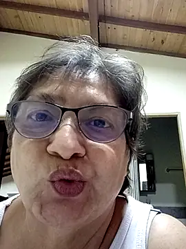 florecita69 online show from 03/21/25, 02:07