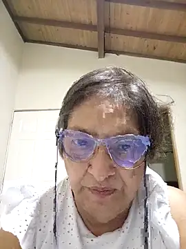 florecita69 online show from 10/04/25, 03:04