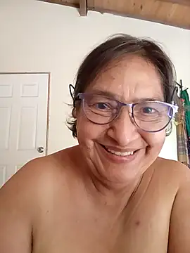 florecita69 online show from 10/20/25, 02:17